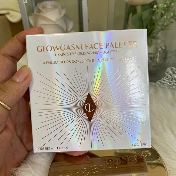 CHARLOTTE TILBURY GLOWGASM FACE PALETTE 4 SKIN & EYE GILDING HIGHLIGHTERS